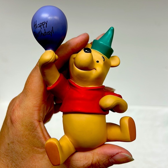 Vintage hand painted porcelain HappyBirthday Disney Winnie The Pooh figurine - Picture 6 of 8